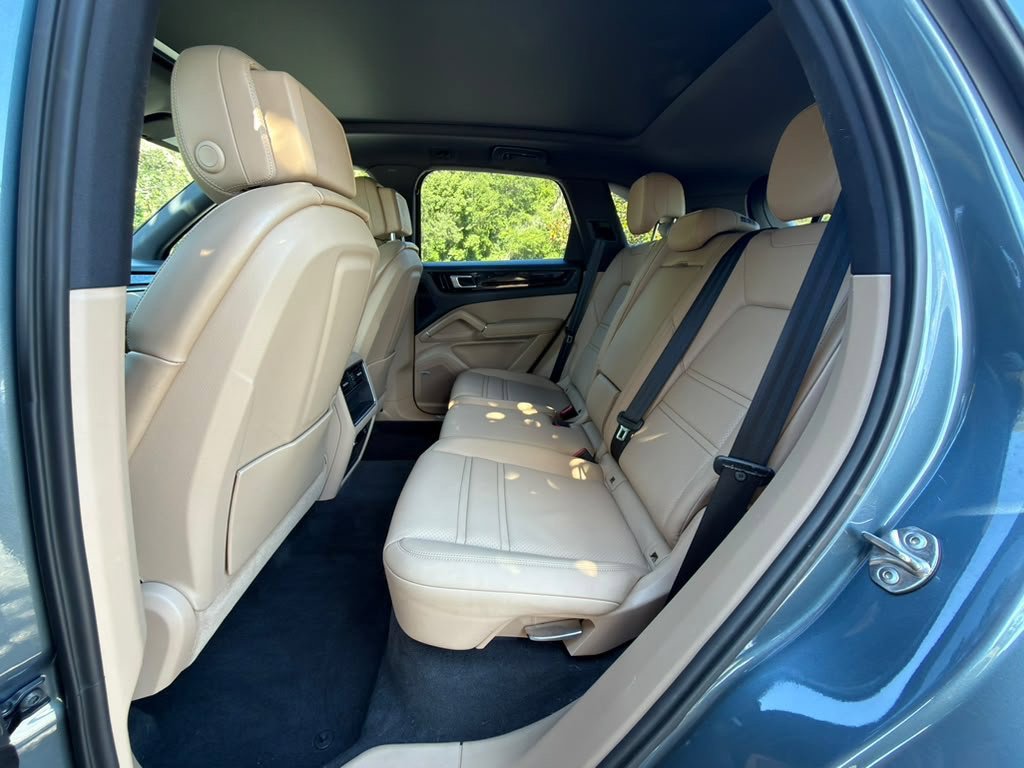 Used 2020 Blue Porsche  image 15