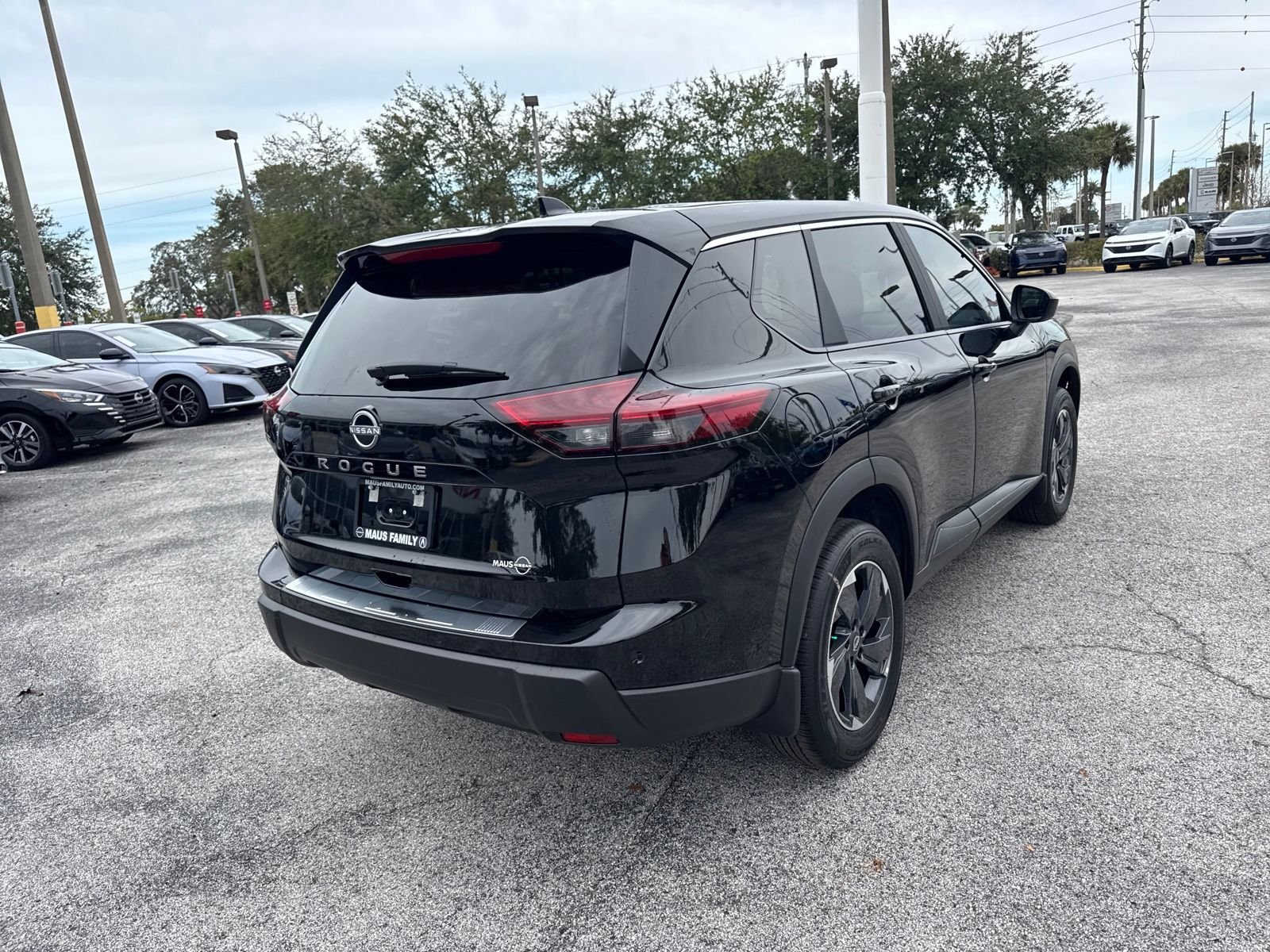 New 2026 Nissan Rogue SV 4D Sport Utility