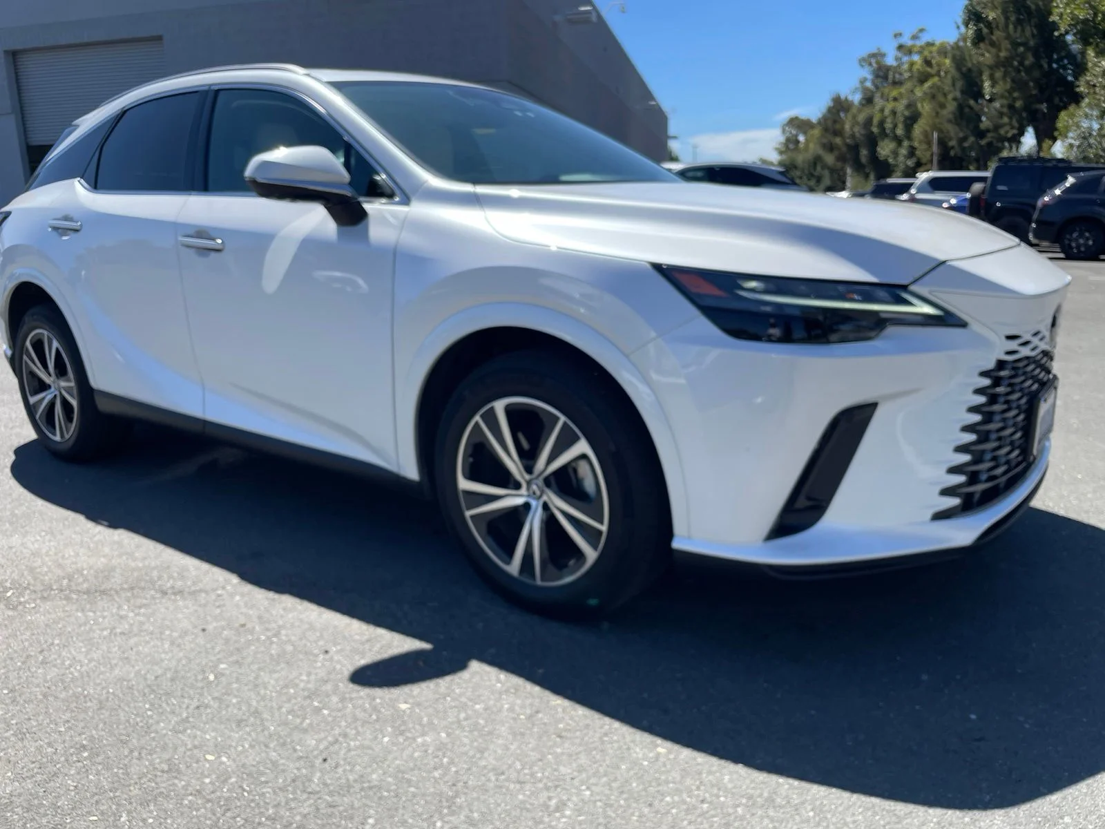 Used 2023 White Pearl Lexus 350h Premium image 5