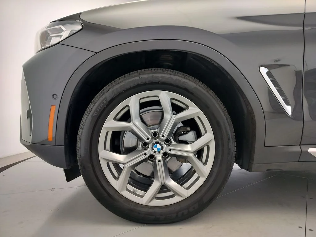 Certified Used 2024 Dark Graphite Metallic BMW sDrive30i image 5