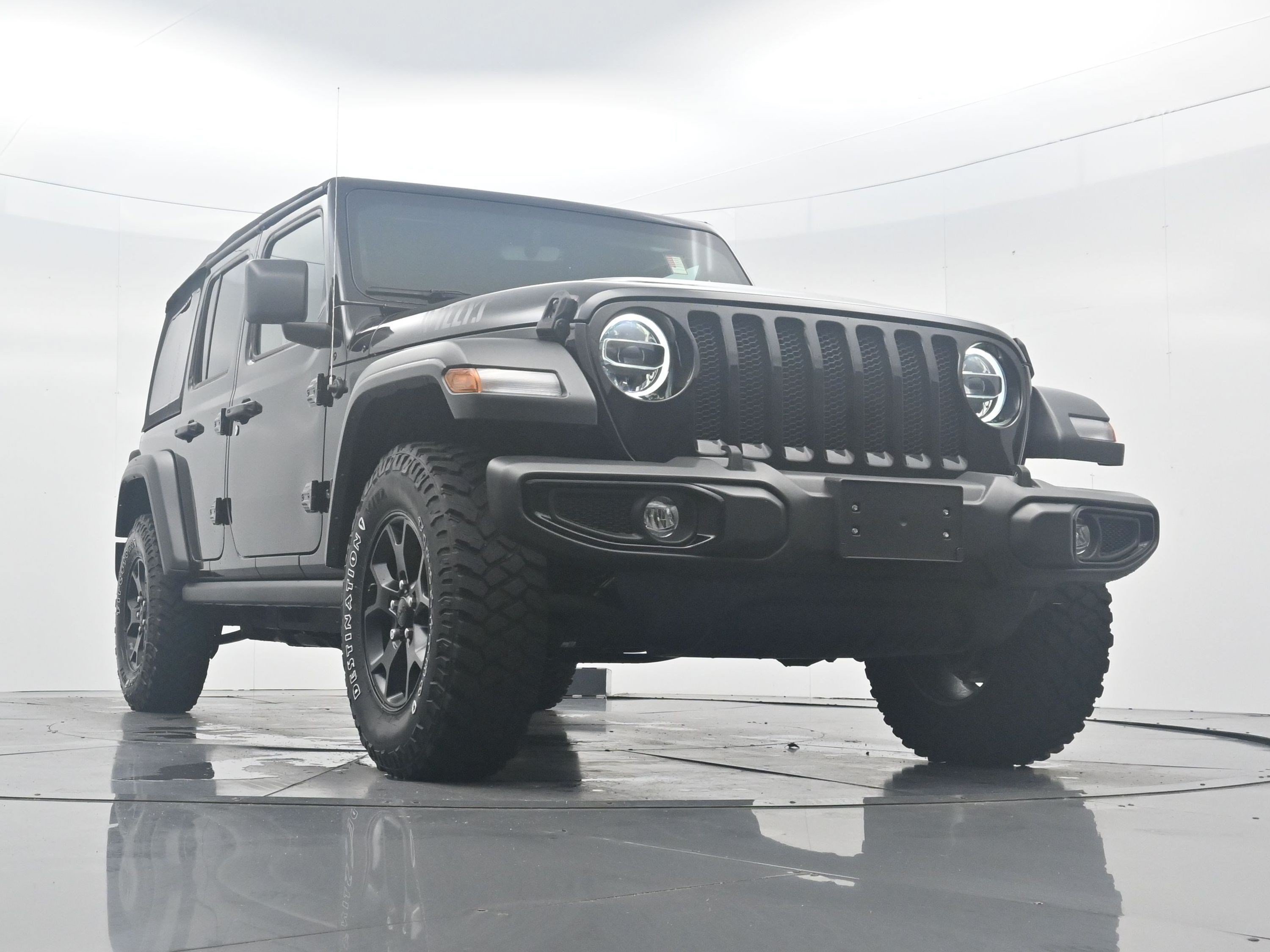 Used 2022 Black Clearcoat Jeep Unlimited Willys image 27