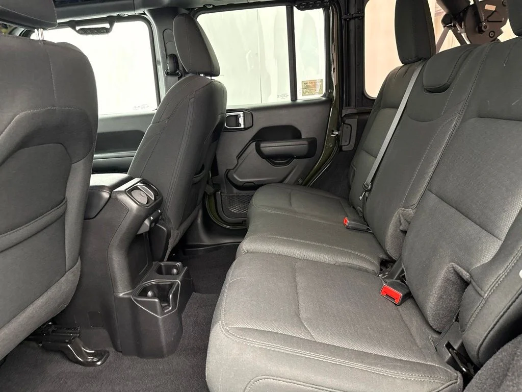 Used 2022 Green Jeep Unlimited Willys image 14