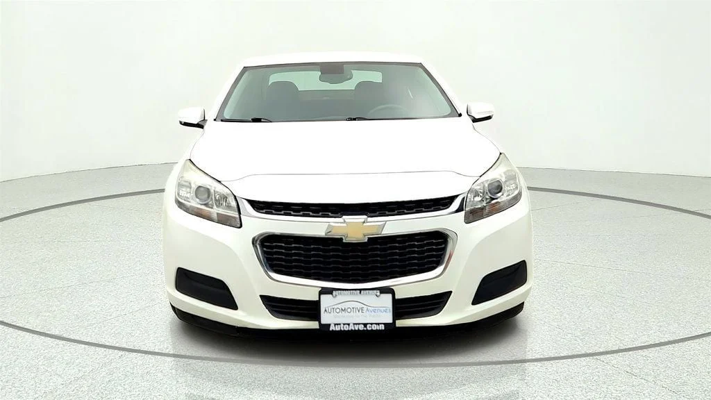 Used 2015 Summit White Chevrolet 4dr Sedan LT w/1LT image 2