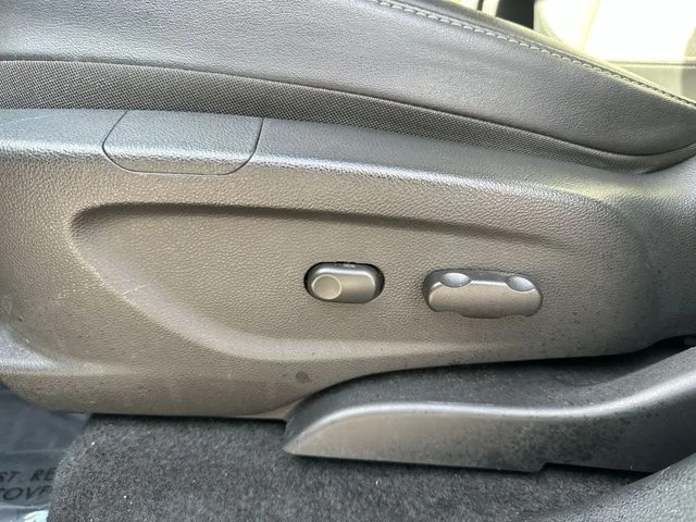 Used 2019 Silver Buick Preferred image 16