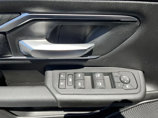 2025 RAM 1500 Big Horn/Lone Star - Photo 16