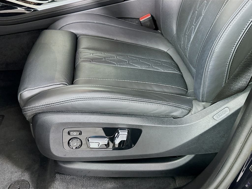 Used 2024 Carbon Black Metallic BMW xDrive40i image 20