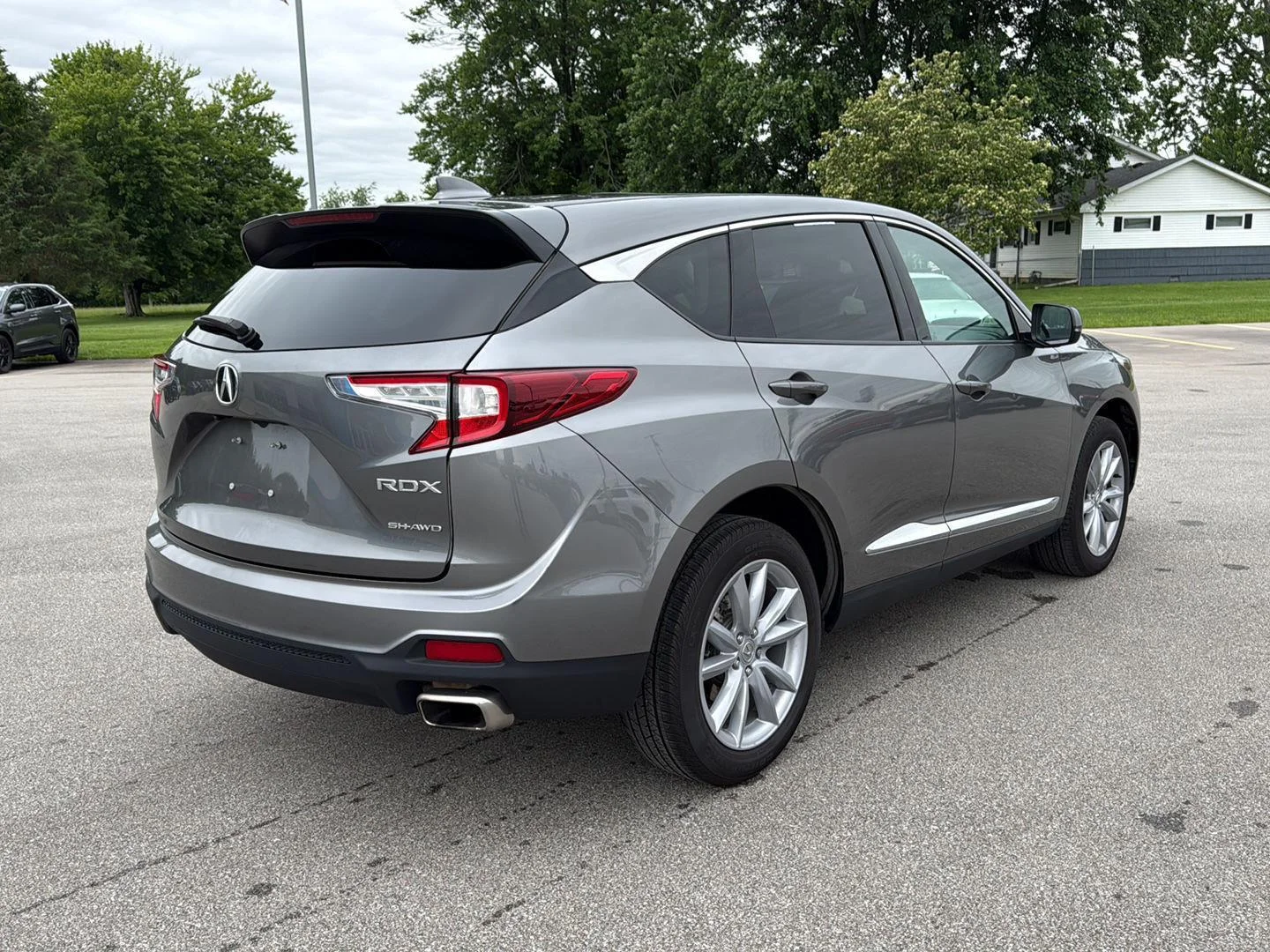 Used 2023 Liquid Carbon Metallic Acura SH-AWD image 18