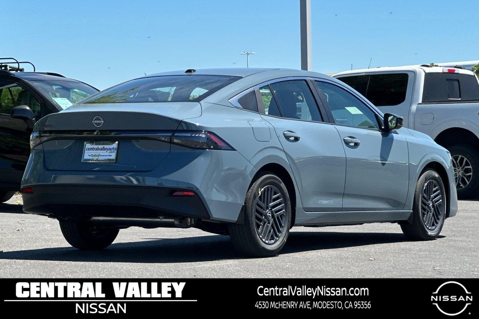 New 2026 Atlantic Gray Metallic Nissan SV image 4