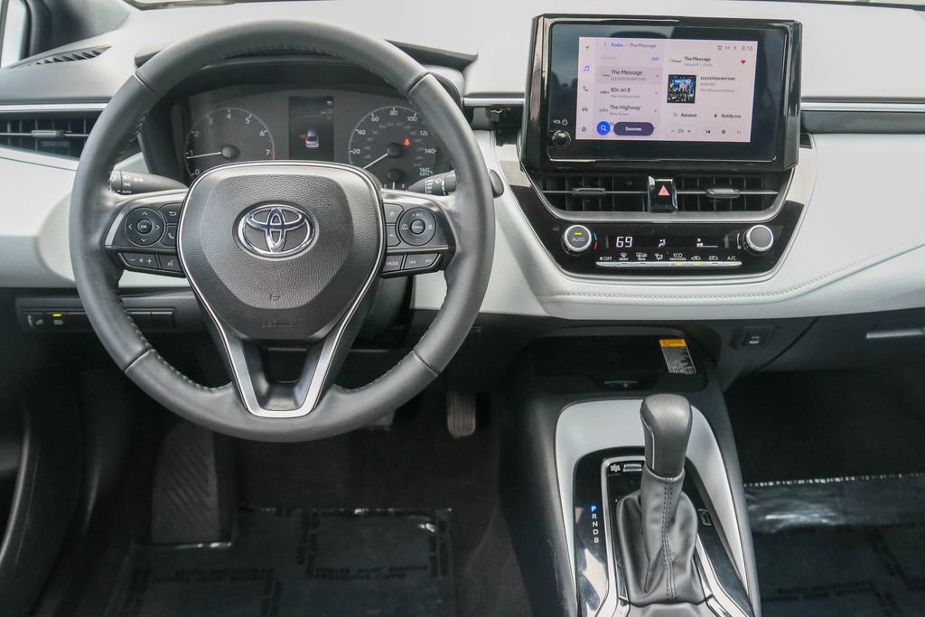 Used 2024 White Toyota SE image 13