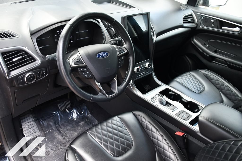 Used 2024 Black Ford Titanium image 22