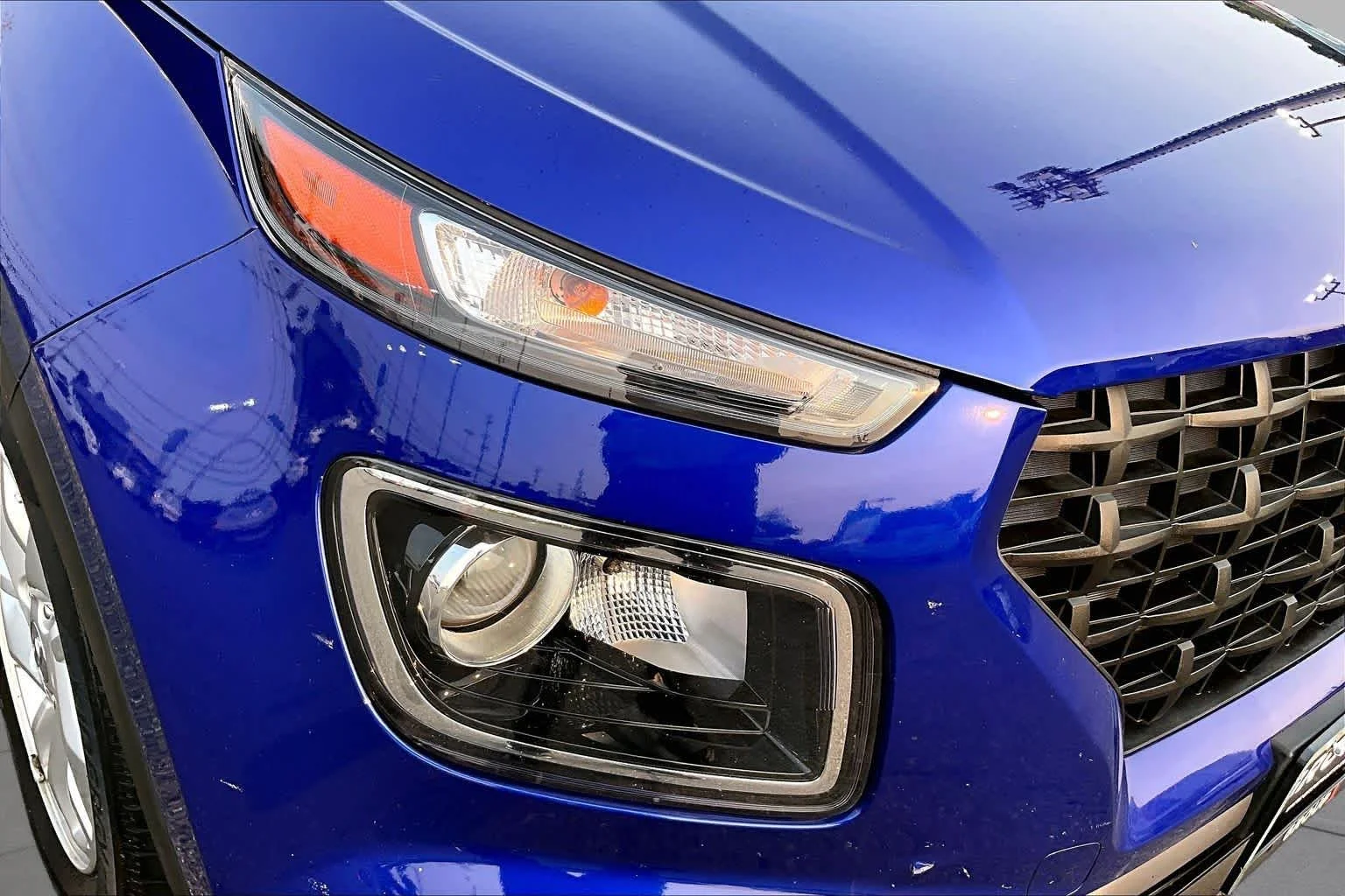 Used 2022 Intense Blue Hyundai SE image 27