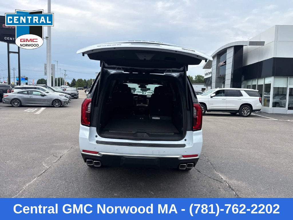 2026 GMC Yukon XL Denali - Photo 11