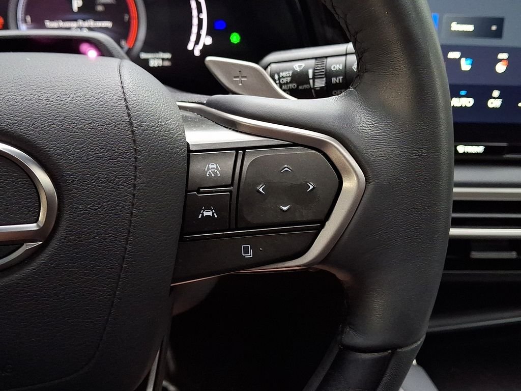 Used 2024 White Lexus 350 Premium Plus image 23