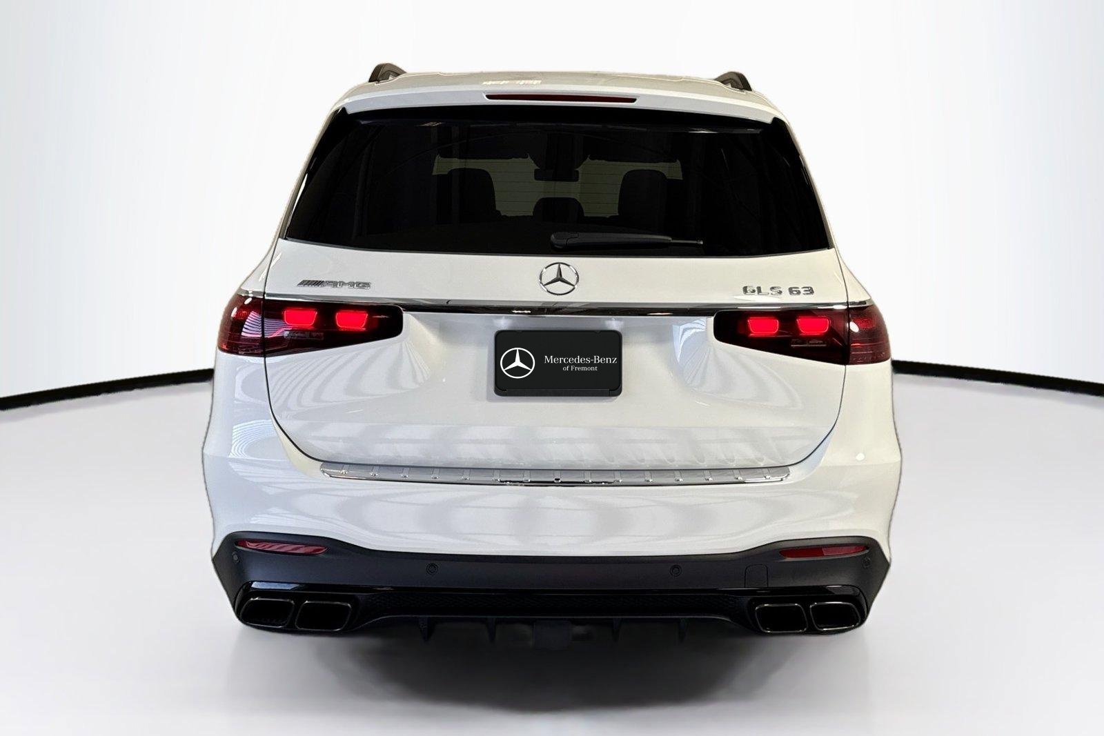 New 2026 Manufaktur Moonlight White Metallic Mercedes-Benz AMG® GLS 63 image 6
