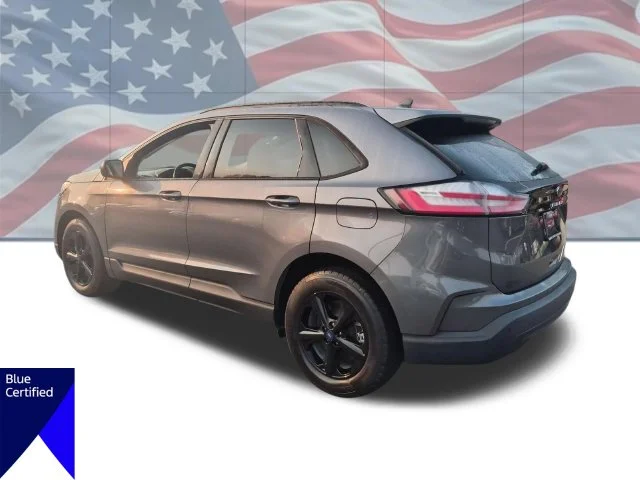 Used 2022 Gray Ford SE image 6