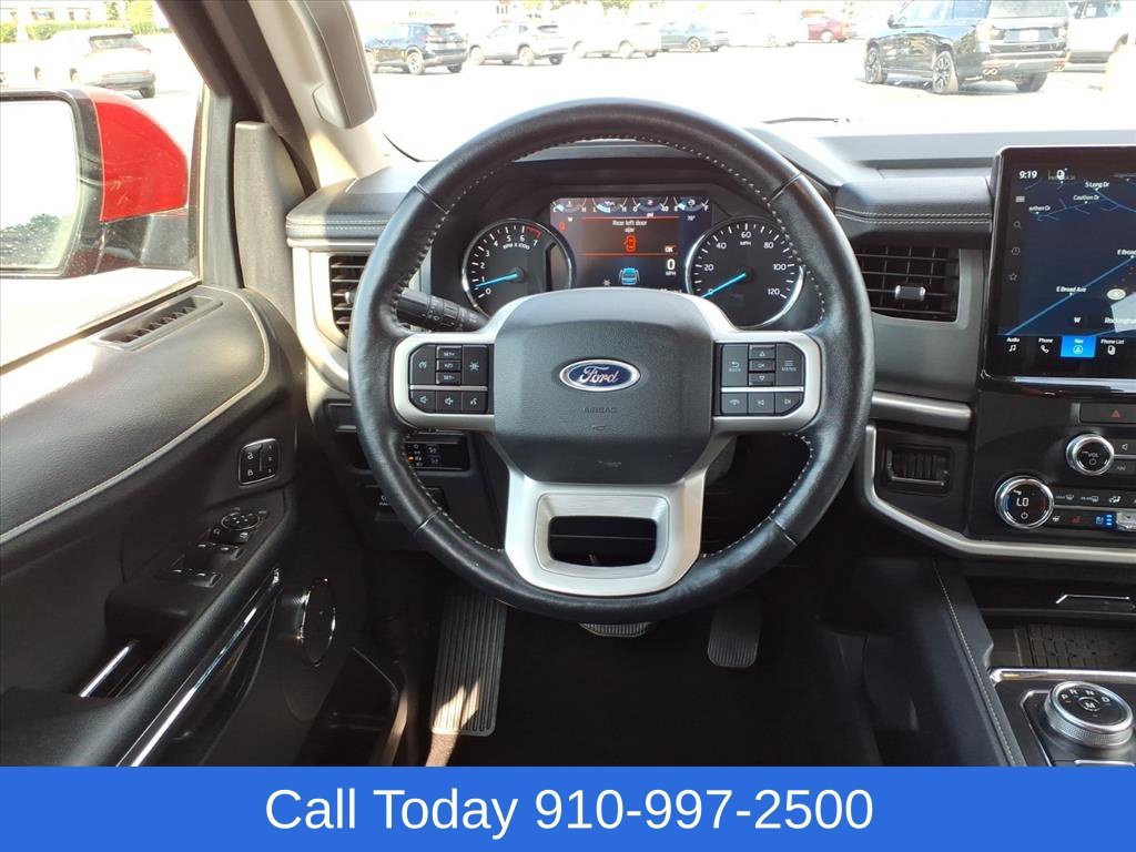 Used 2022 Red Ford XLT image 25