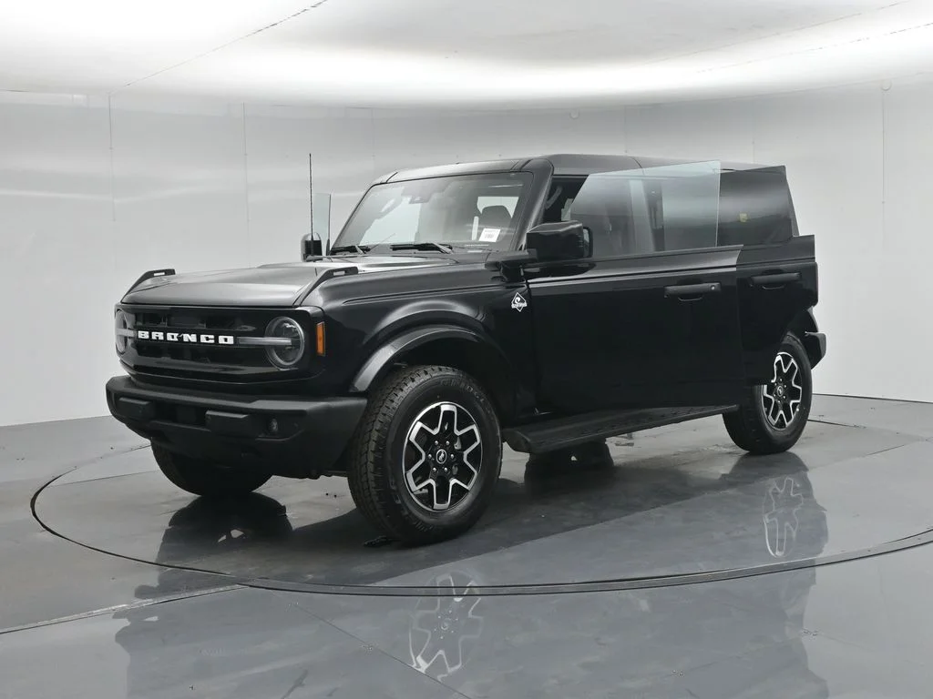 New 2026 Black Ford Outer Banks image 30