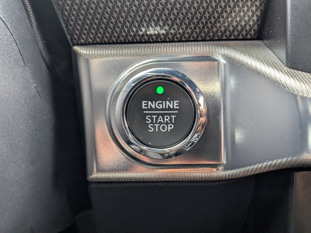 Used 2021  Ford Raptor image 21