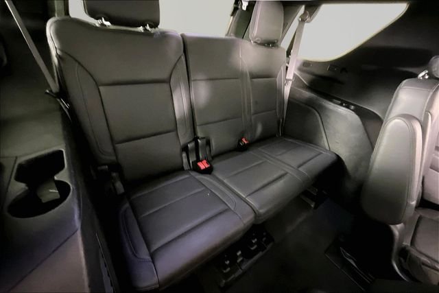 Used 2023 Black Chevrolet Z71 image 24