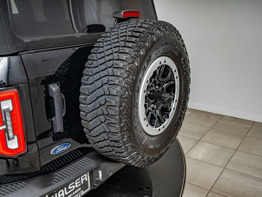 Used 2022 Shadow Black Ford Badlands image 43