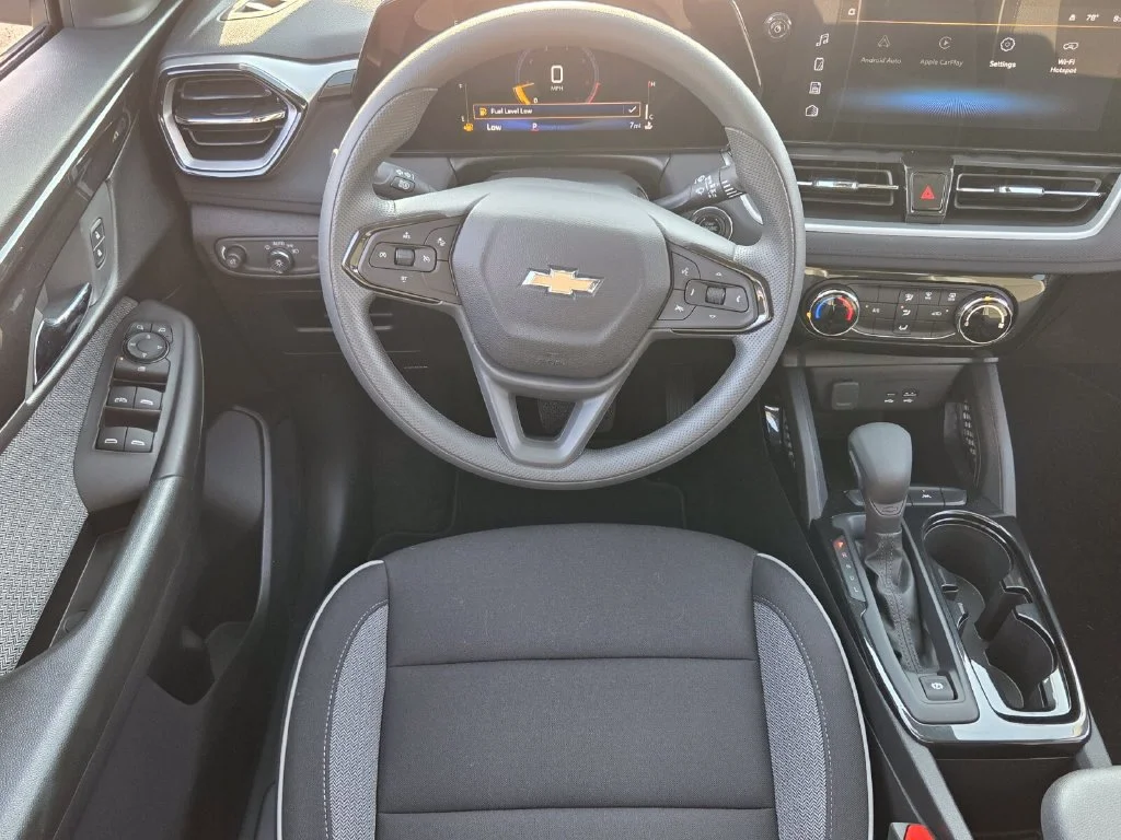 New 2026 Sterling Gray Metallic Chevrolet LT image 31