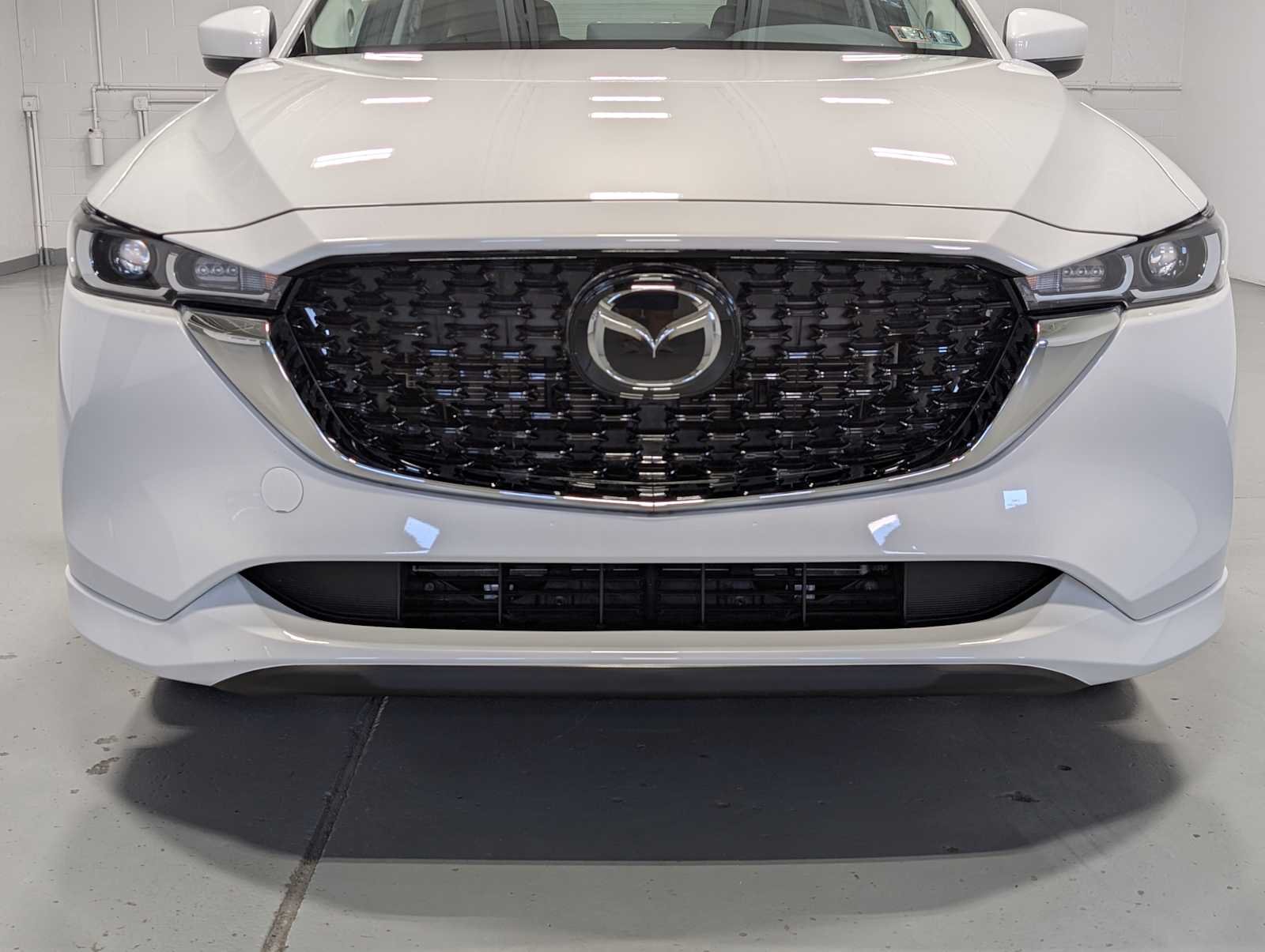 Used 2025 Rhodium White Metallic Mazda 2.5 S Preferred Package image 2