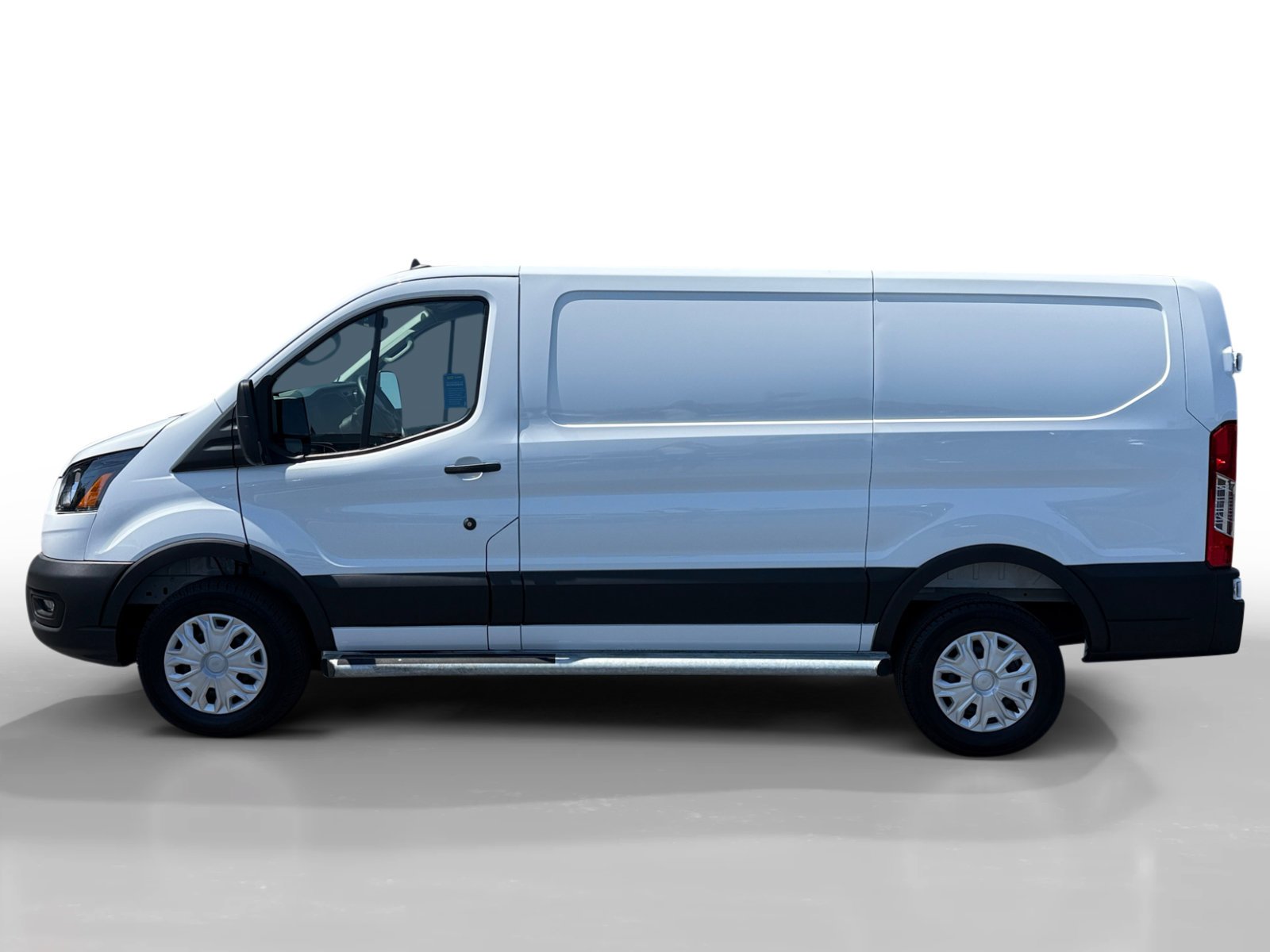 Certified Used 2025 Oxford White Ford Base image 2