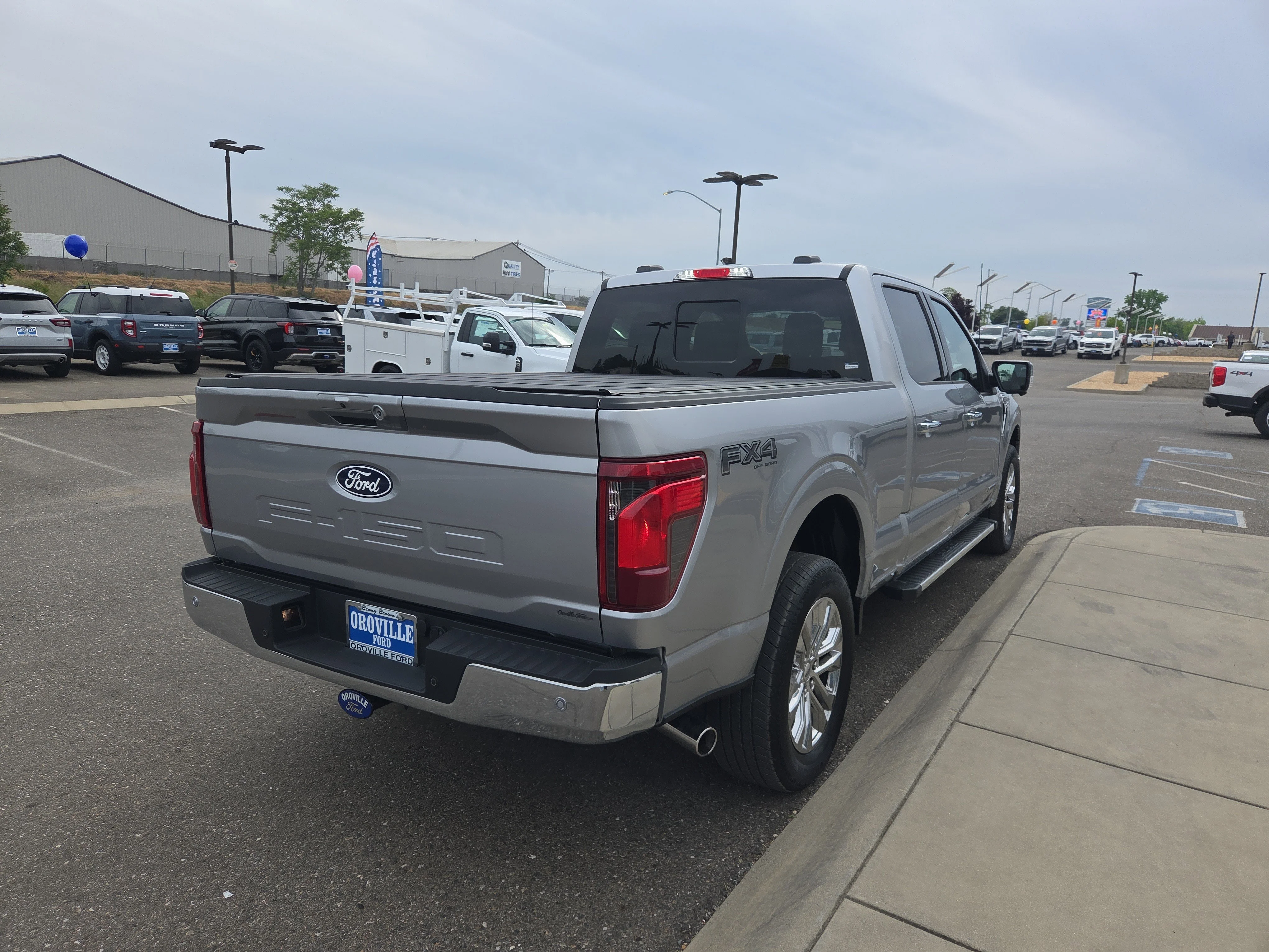 Certified Used 2025 Iconic Silver Metallic Ford XLT image 5