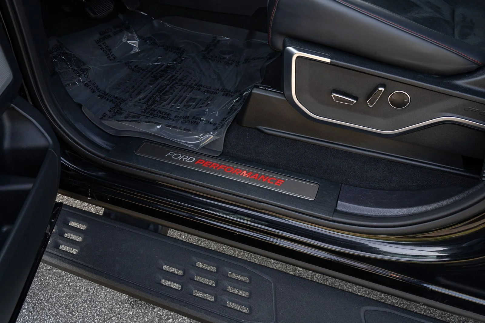Used 2025 Black Ford Raptor R image 46