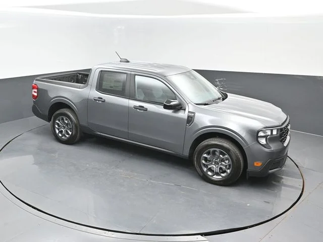 New 2026 Carbonized Gray Metallic Ford XLT image 16