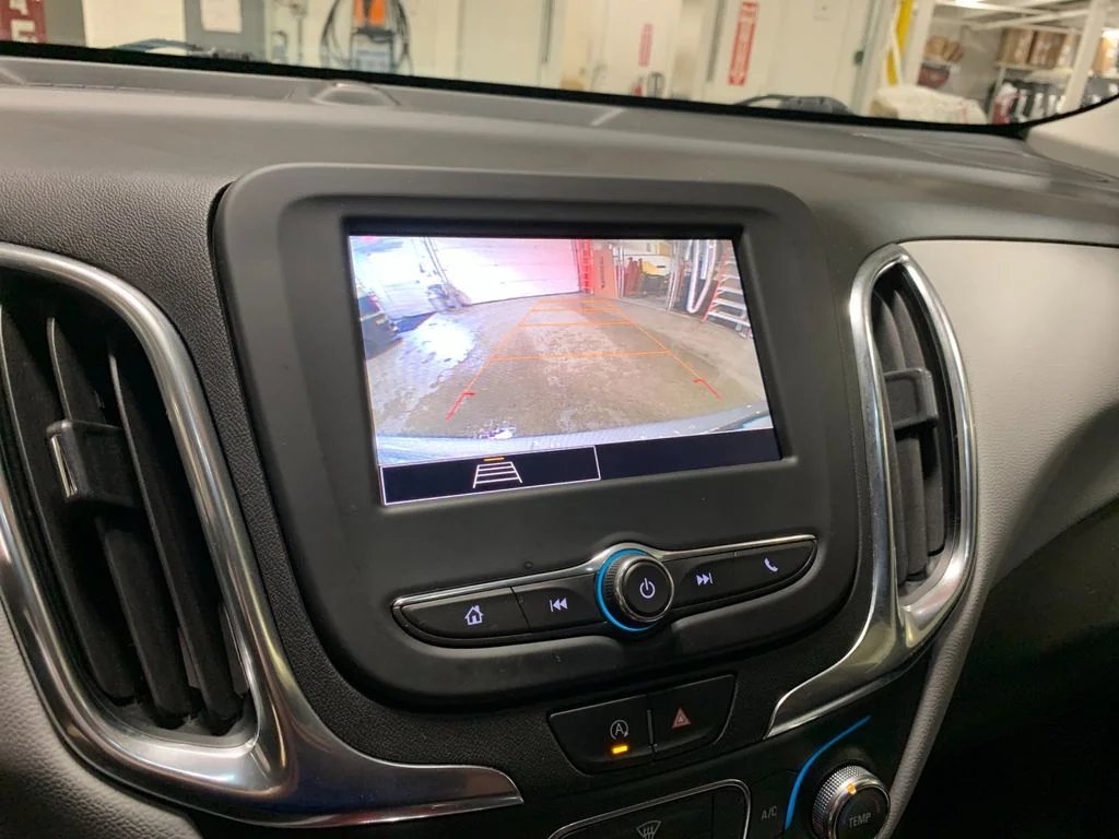 Used 2022 Silver Chevrolet LS image 24