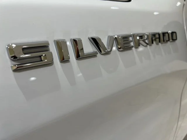 New 2026 White Chevrolet Custom image 26