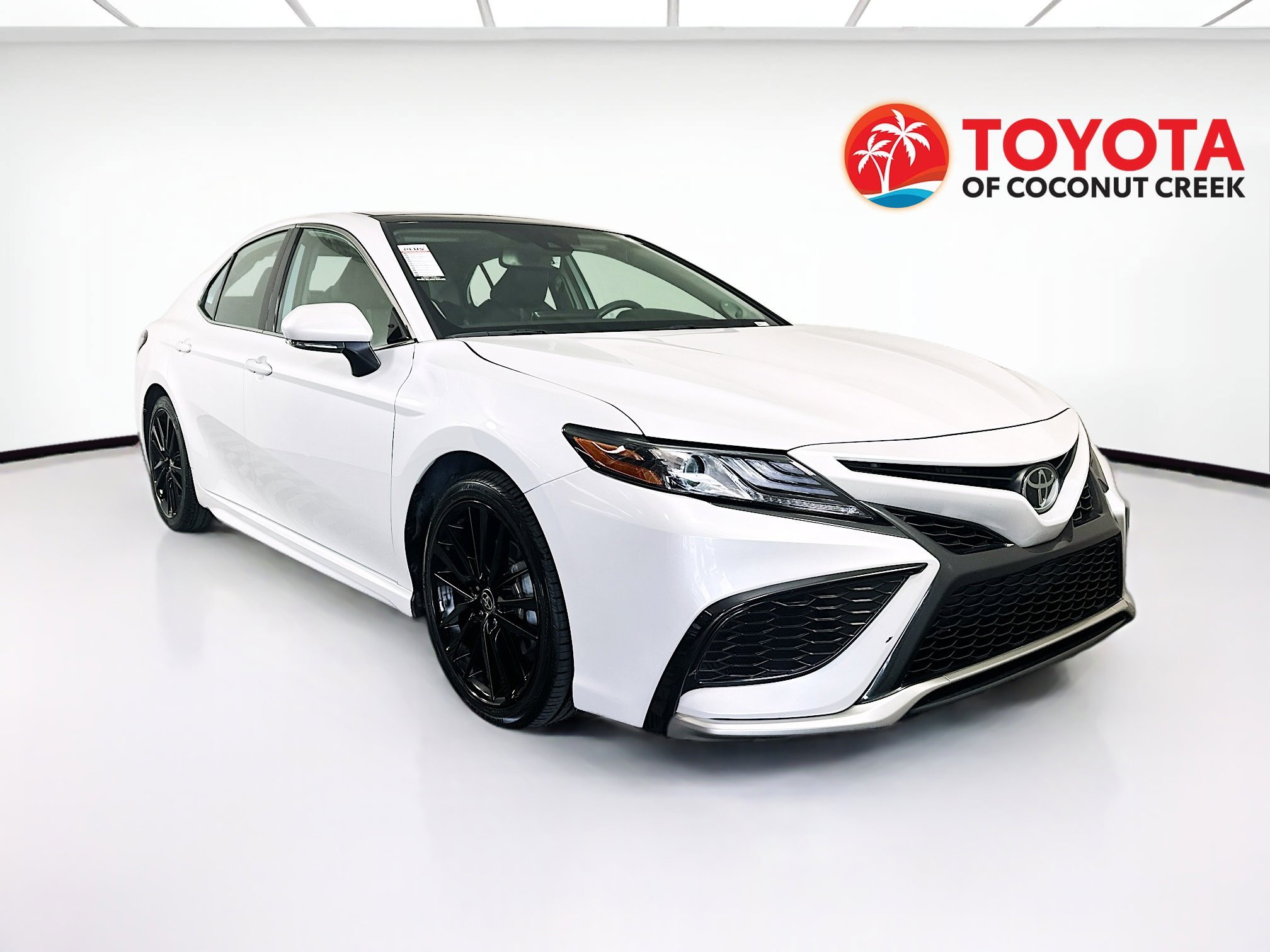 2023 Toyota Camry thumbnail 3