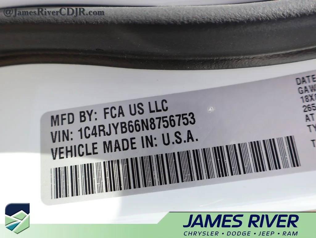 Used 2022 White Jeep 4xe image 41