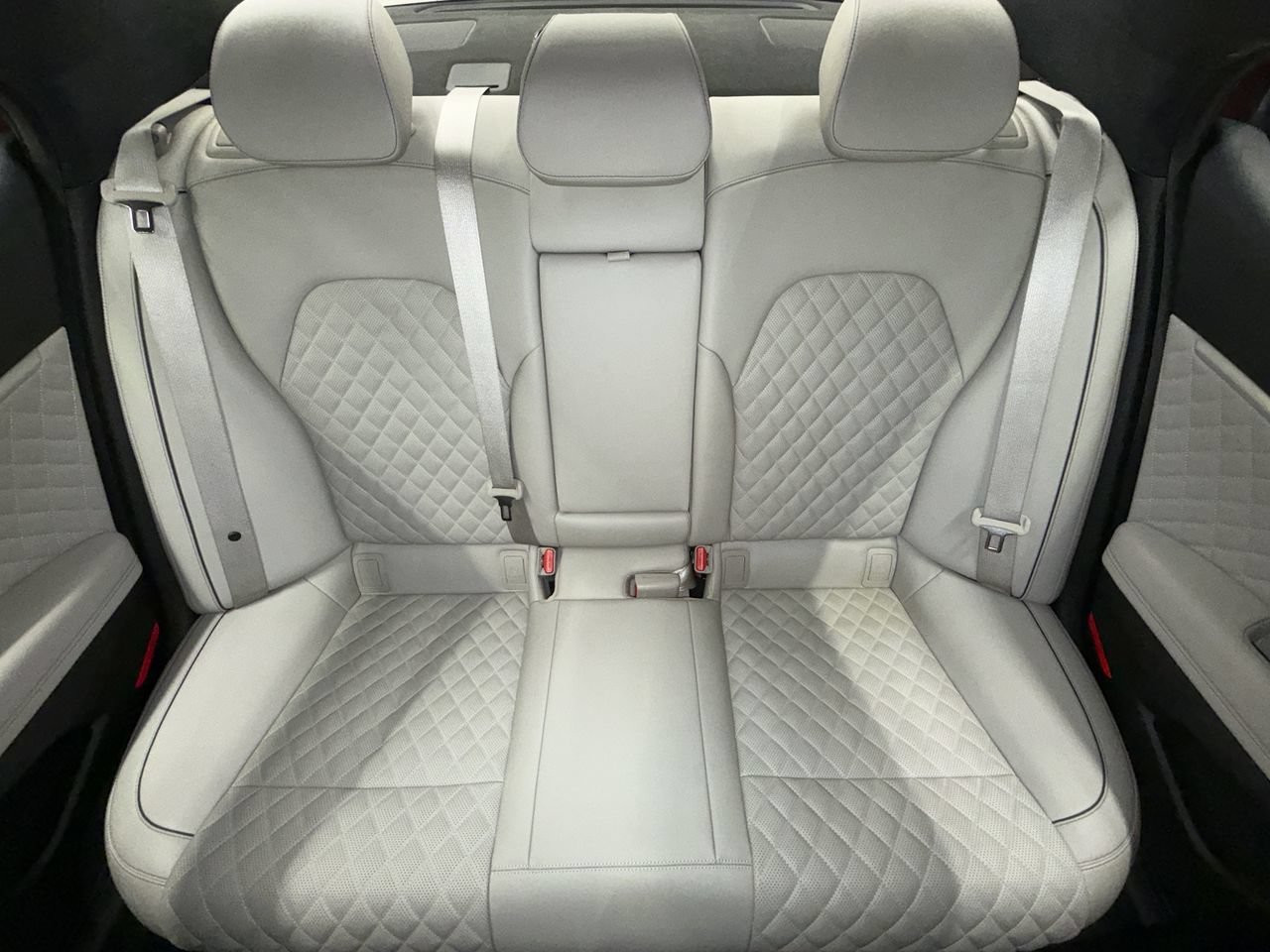2023 GENESIS G70 Standard - Photo 21