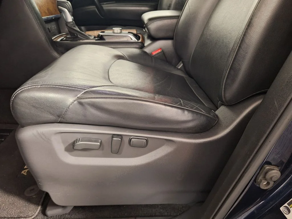Used 2022 Blue Pearl Nissan SL image 34