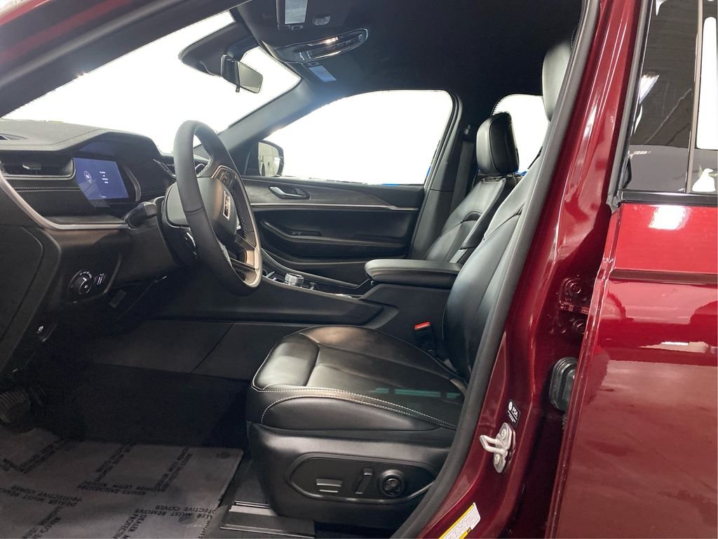 Used 2025 Red Jeep Limited image 7