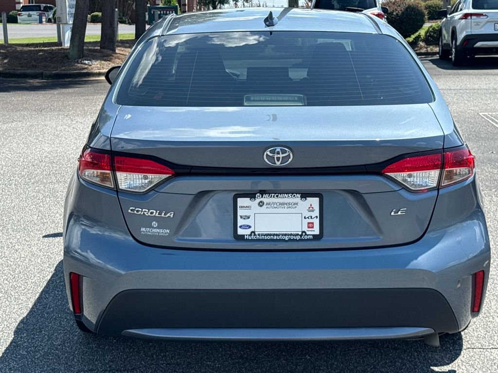 Used 2022 Gray Toyota LE image 4