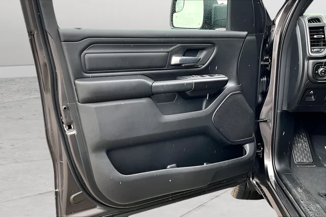 New 2026 Granite Crystal Metallic Clear-Coat Exterior Paint RAM Express image 14