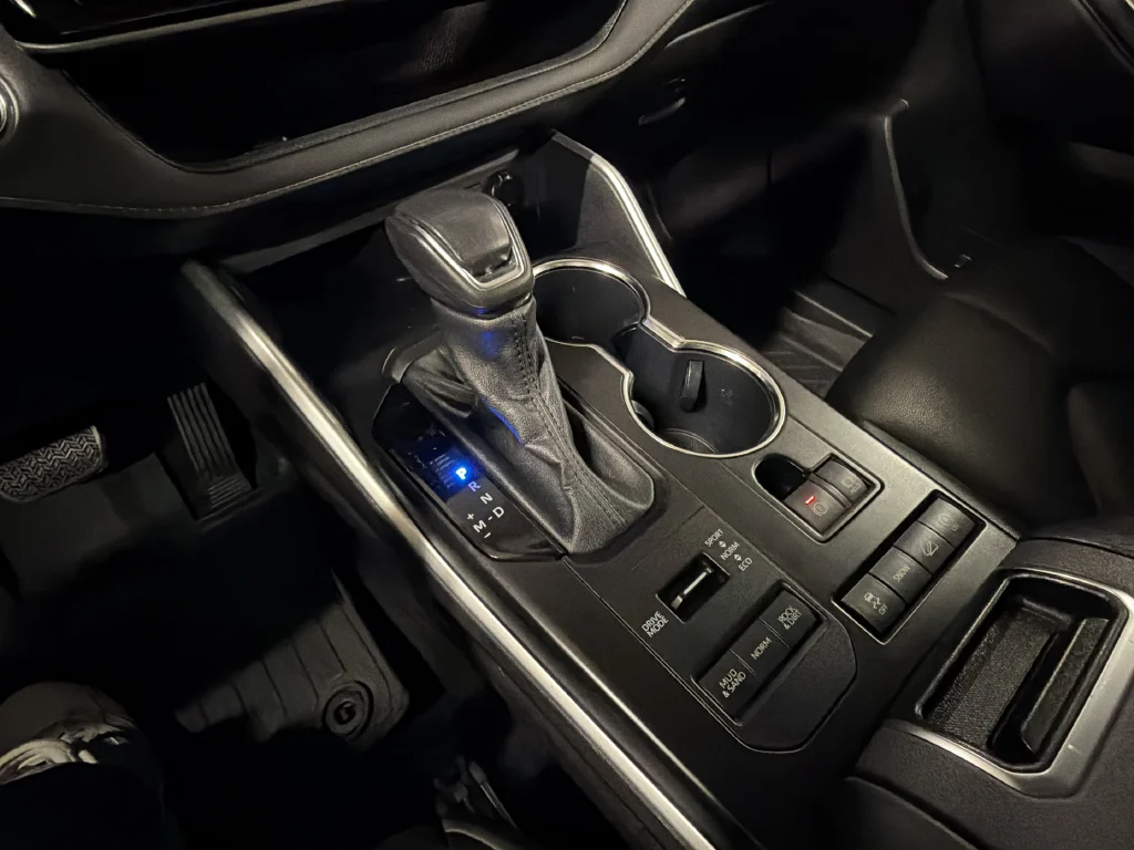 Used 2022 Blue Toyota XLE image 37