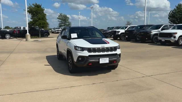 Used 2024 White Jeep Trailhawk 4x4 image 4