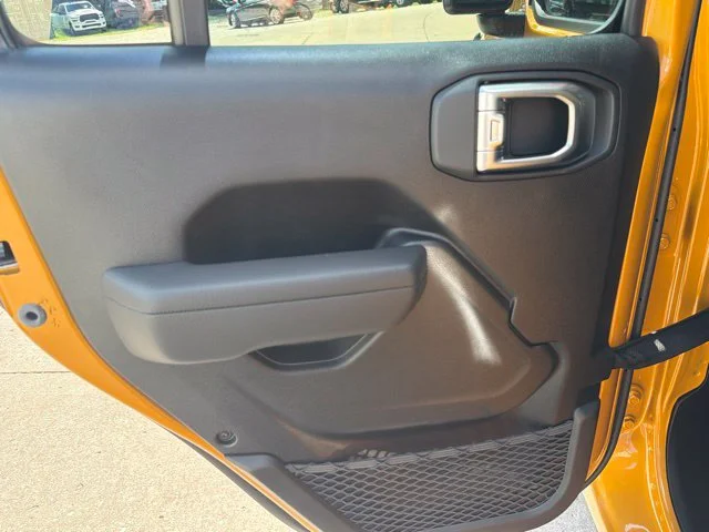 New 2026 Goldilocks Exterior Paint Jeep Sport S image 12