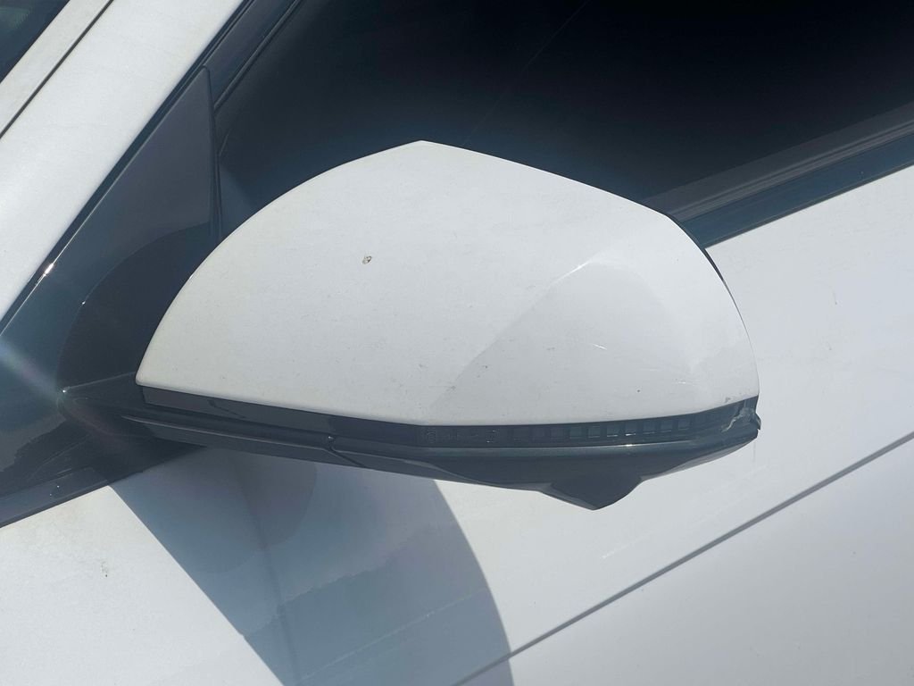 Used 2023 White Hyundai Limited image 8