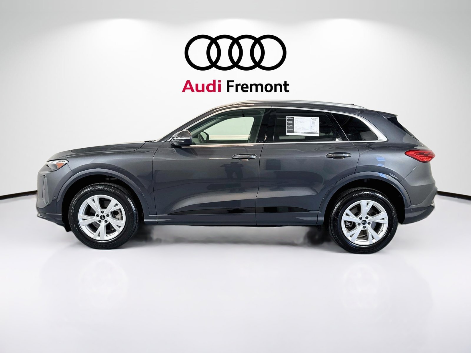 Used 2025 Tambora Gray Audi Premium image 8