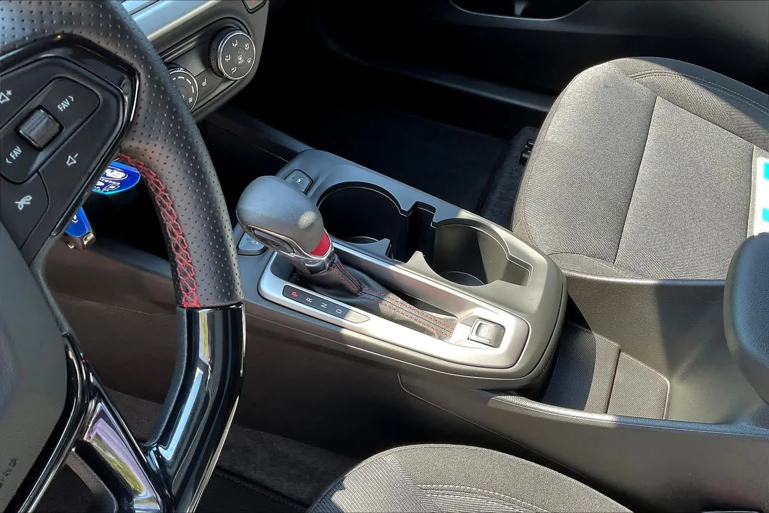 Used 2025 Sterling Gray Metallic Chevrolet 1RS image 16