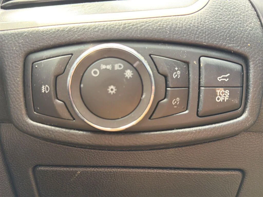 Used 2024 Agate Black Ford SEL image 18