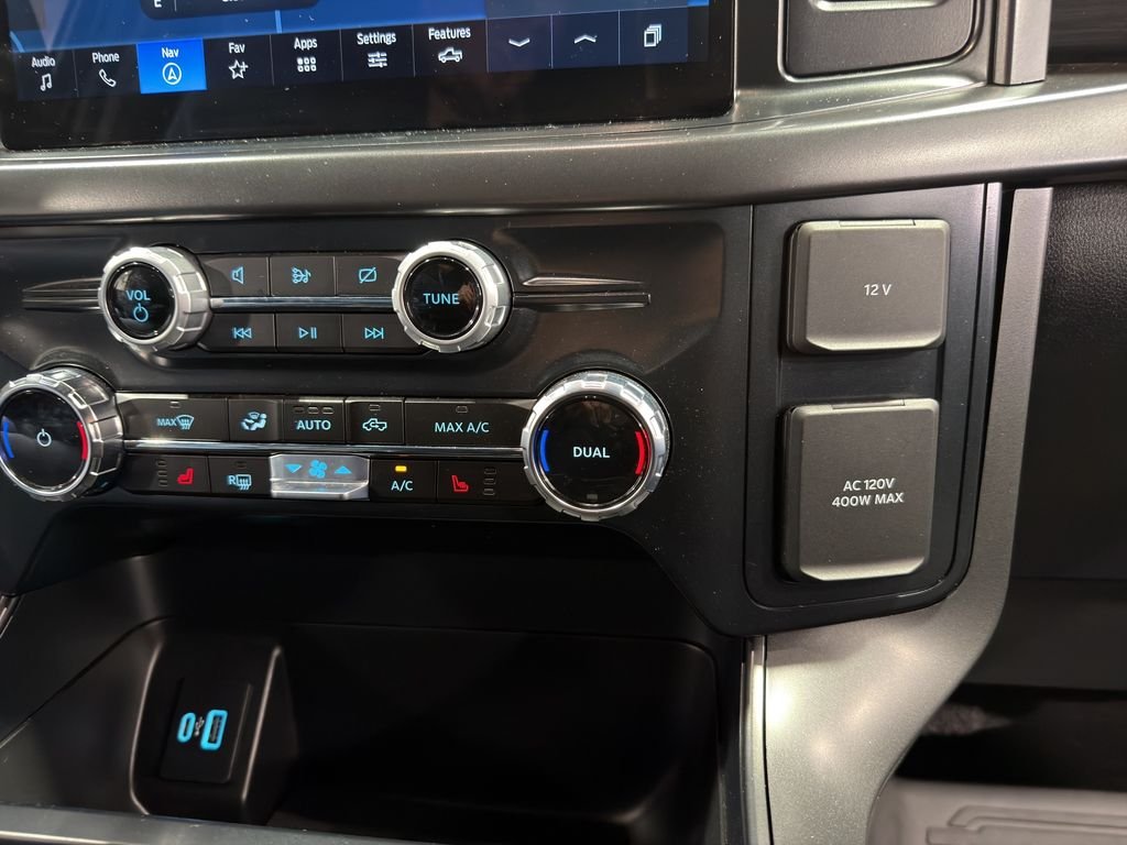 Used 2024 Iconic Silver Metallic Ford XLT image 36