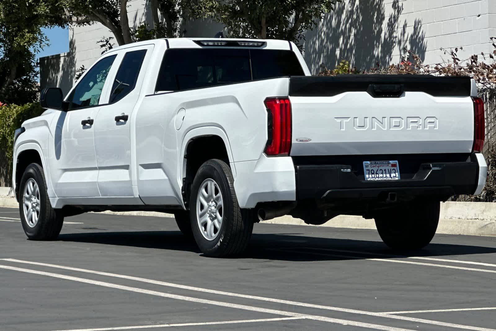 Used 2023 Ice Cap Toyota SR image 6