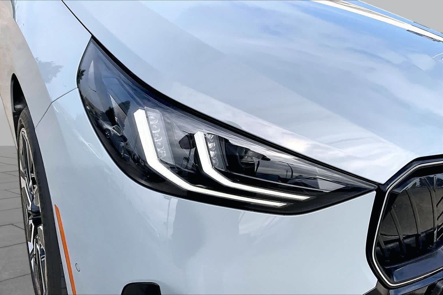 Used 2025 Brooklyn Grey Metallic BMW 30 xDrive image 26