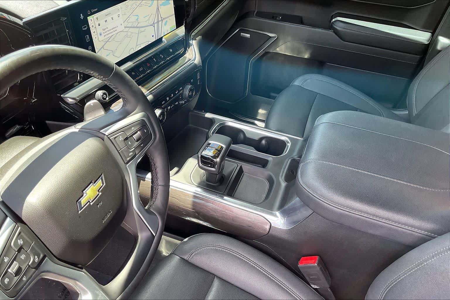 2024 Chevrolet Silverado 1500 LTZ - Photo 17